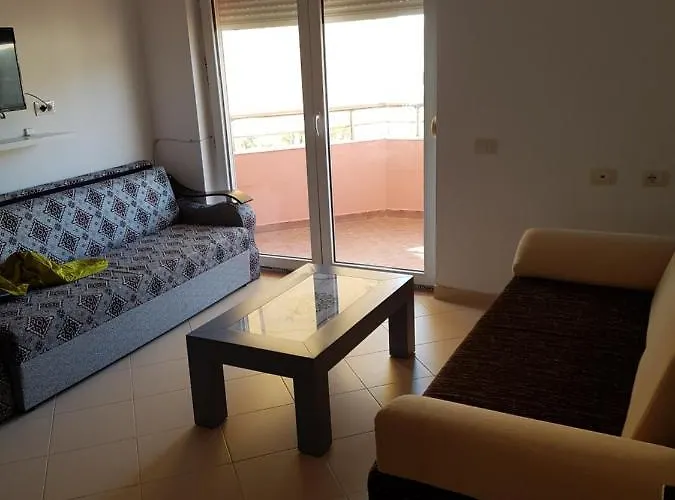 Beton Vlora B studio flat